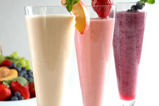 زبادي فواكه قطع