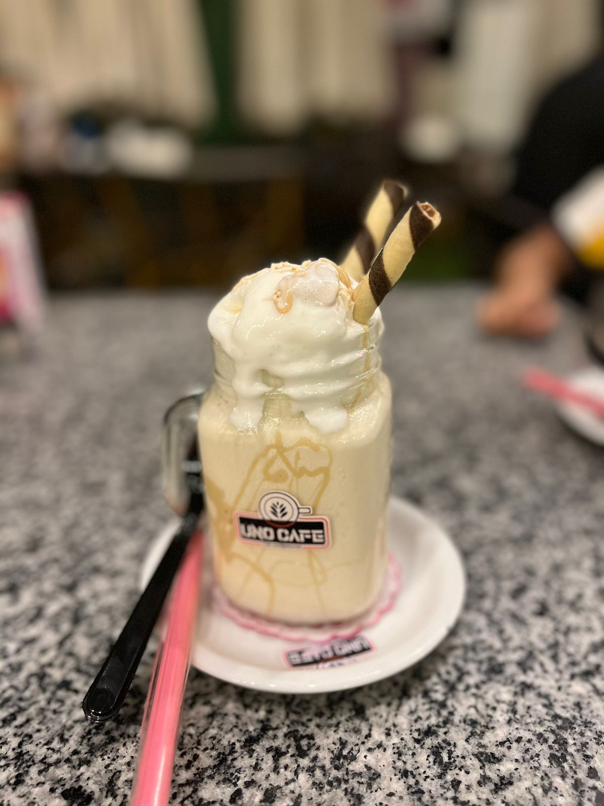 م ش كيندر اسبيشيال