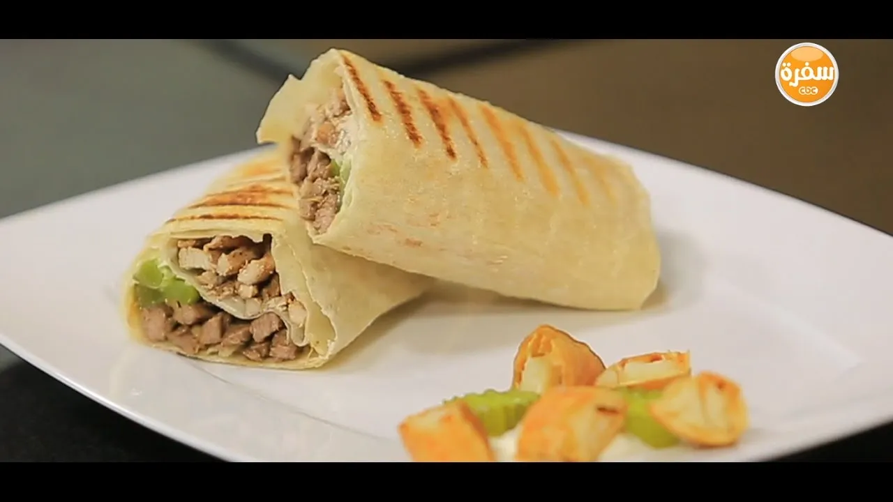 شاورما ميكس وسط